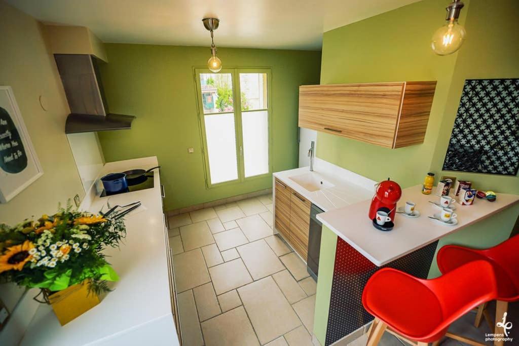 טרואה Maison Piscine Interieure Et Garage מראה חיצוני תמונה